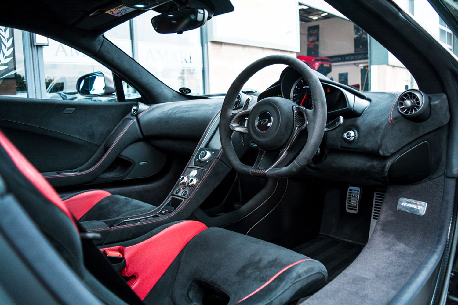 MCLAREN 675LT COUPE 3.8 V8 SSG 2DR SEMI AUTOMATIC