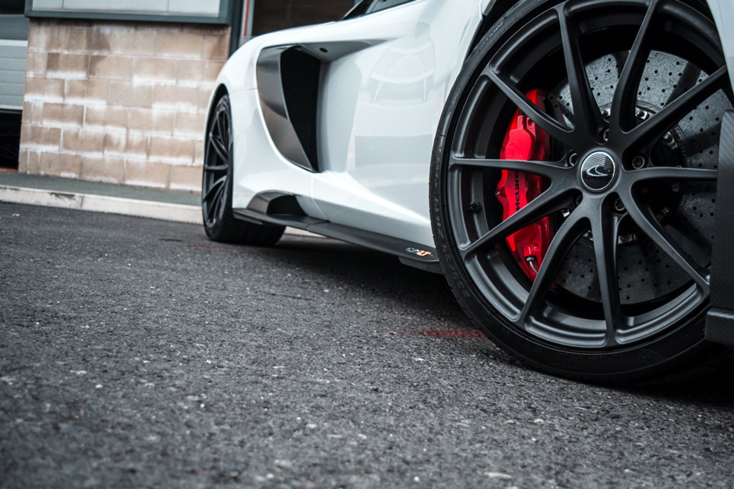 MCLAREN 675LT COUPE 3.8 V8 SSG 2DR SEMI AUTOMATIC