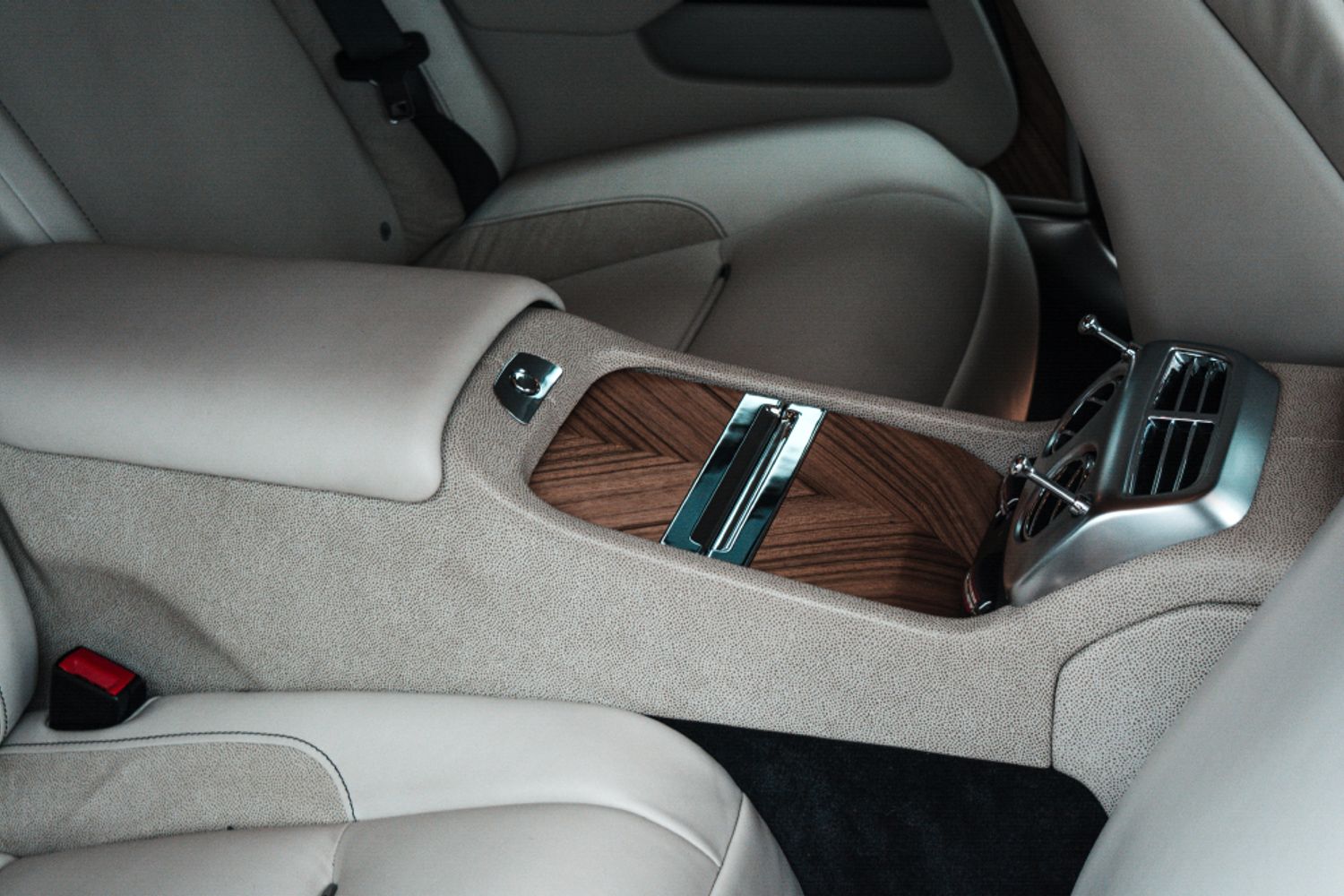 ROLLS-ROYCE WRAITH COUPE 6.6 V12 2DR AUTOMATIC