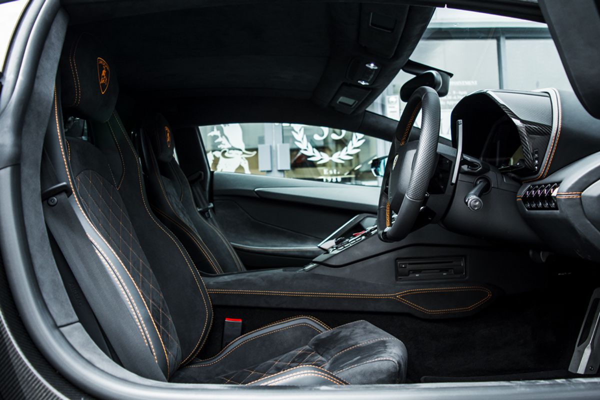 LAMBORGHINI AVENTADOR COUPE 6.5 LP 740-4 S 2DR SEMI AUTOMATIC