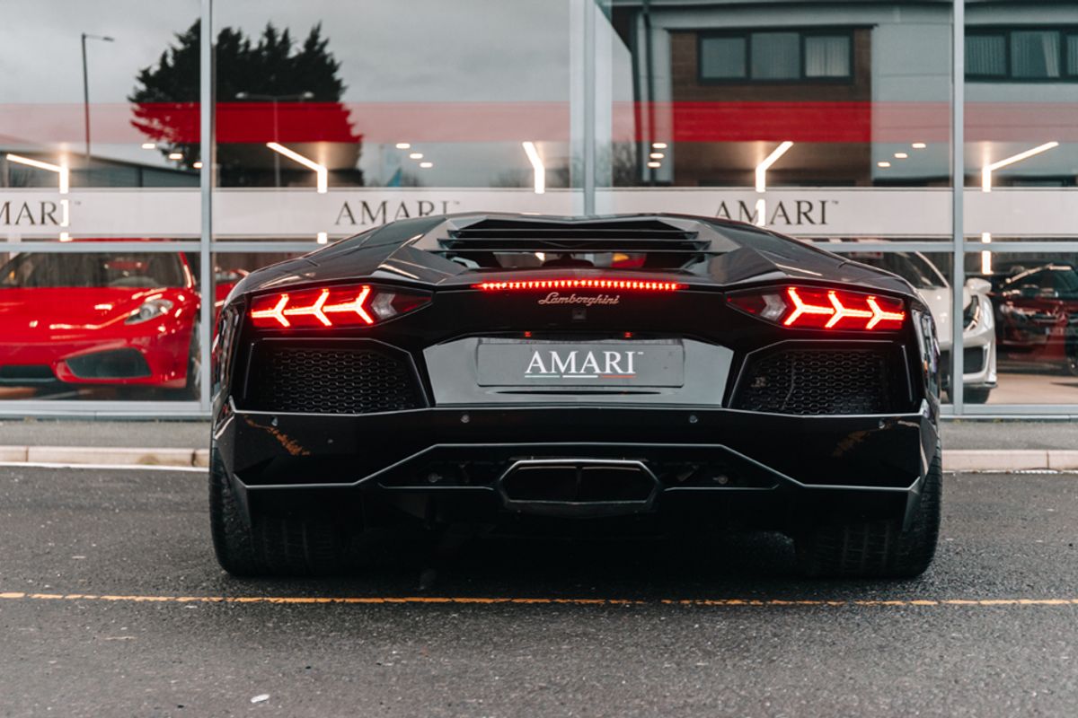 LAMBORGHINI AVENTADOR COUPE 6.5 V12 2DR SEMI AUTOMATIC