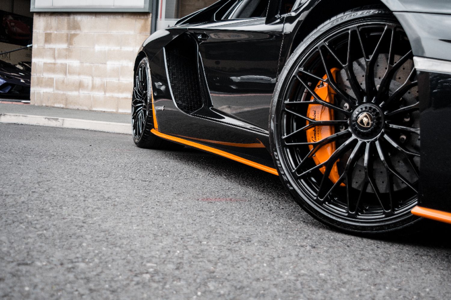 LAMBORGHINI AVENTADOR COUPE 6.5 LP 740-4 S 2DR SEMI AUTOMATIC