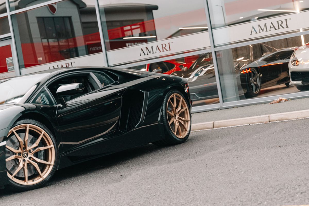 LAMBORGHINI AVENTADOR COUPE 6.5 V12 2DR SEMI AUTOMATIC