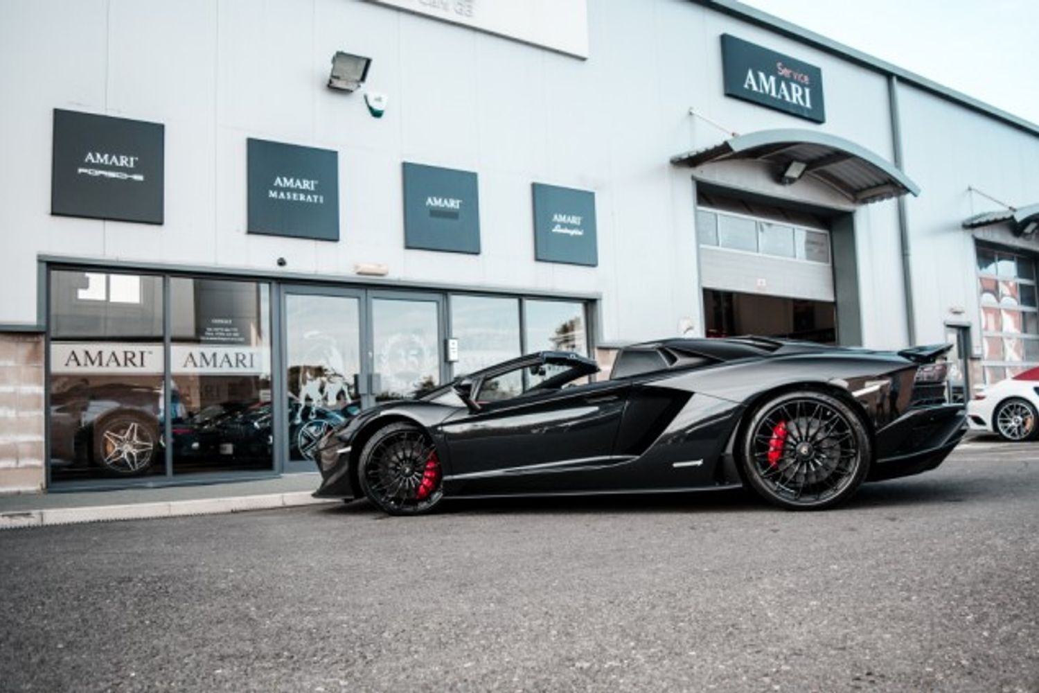LAMBORGHINI AVENTADOR CONVERTIBLE 6.5 LP 740-4 S ROADSTER 2DR SEMI AUTOMATIC