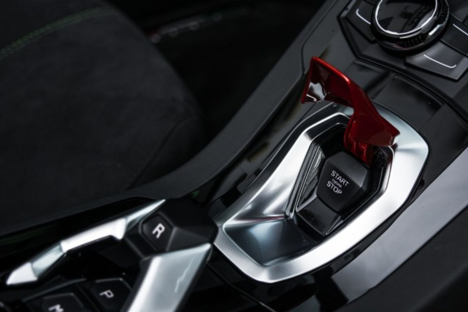LAMBORGHINI HURACAN CONVERTIBLE 5.2 LP 610-4 SPYDER 2DR SEMI AUTOMATIC
