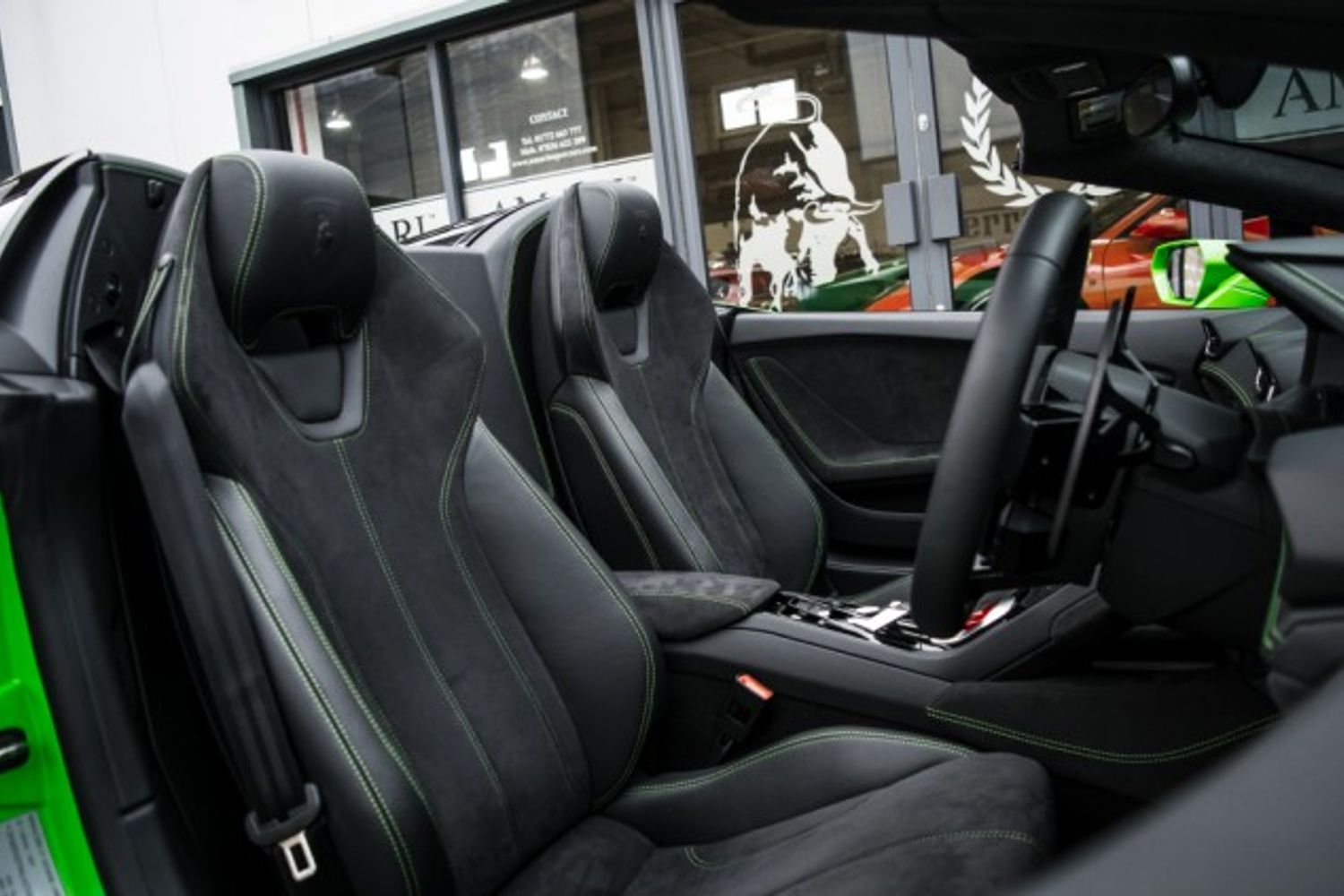 LAMBORGHINI HURACAN CONVERTIBLE 5.2 LP 610-4 SPYDER 2DR SEMI AUTOMATIC