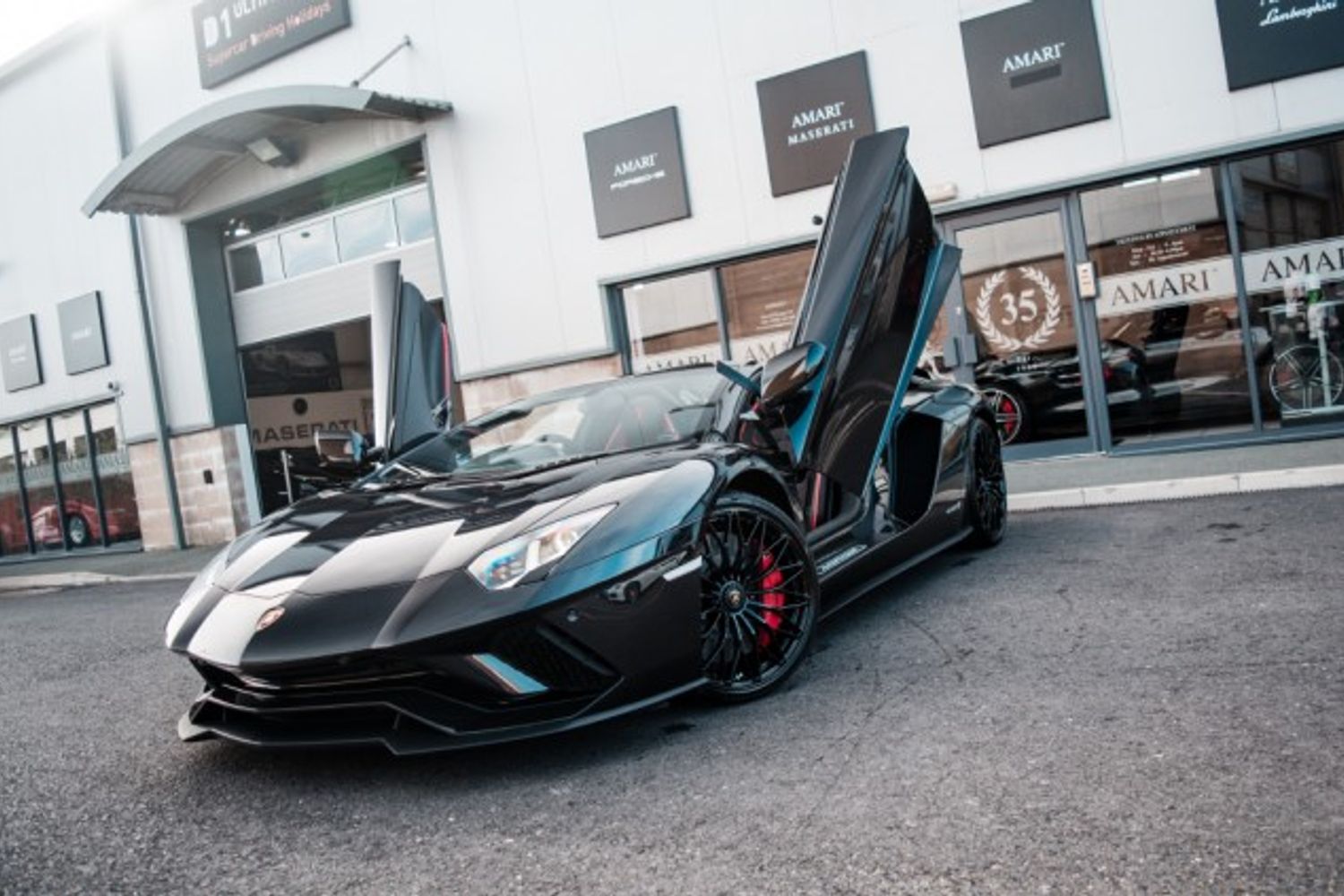 LAMBORGHINI AVENTADOR CONVERTIBLE 6.5 LP 740-4 S ROADSTER 2DR SEMI AUTOMATIC