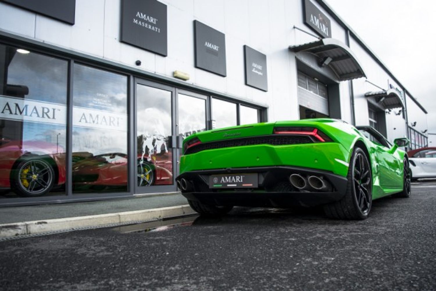 LAMBORGHINI HURACAN CONVERTIBLE 5.2 LP 610-4 SPYDER 2DR SEMI AUTOMATIC