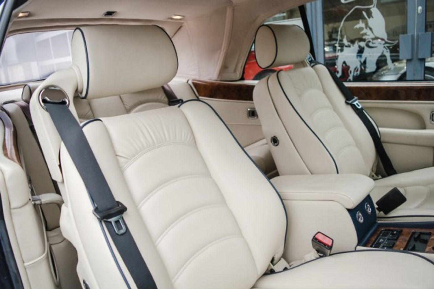 BENTLEY AZURE CONVERTIBLE 6.8 AUTO 2DR AUTOMATIC