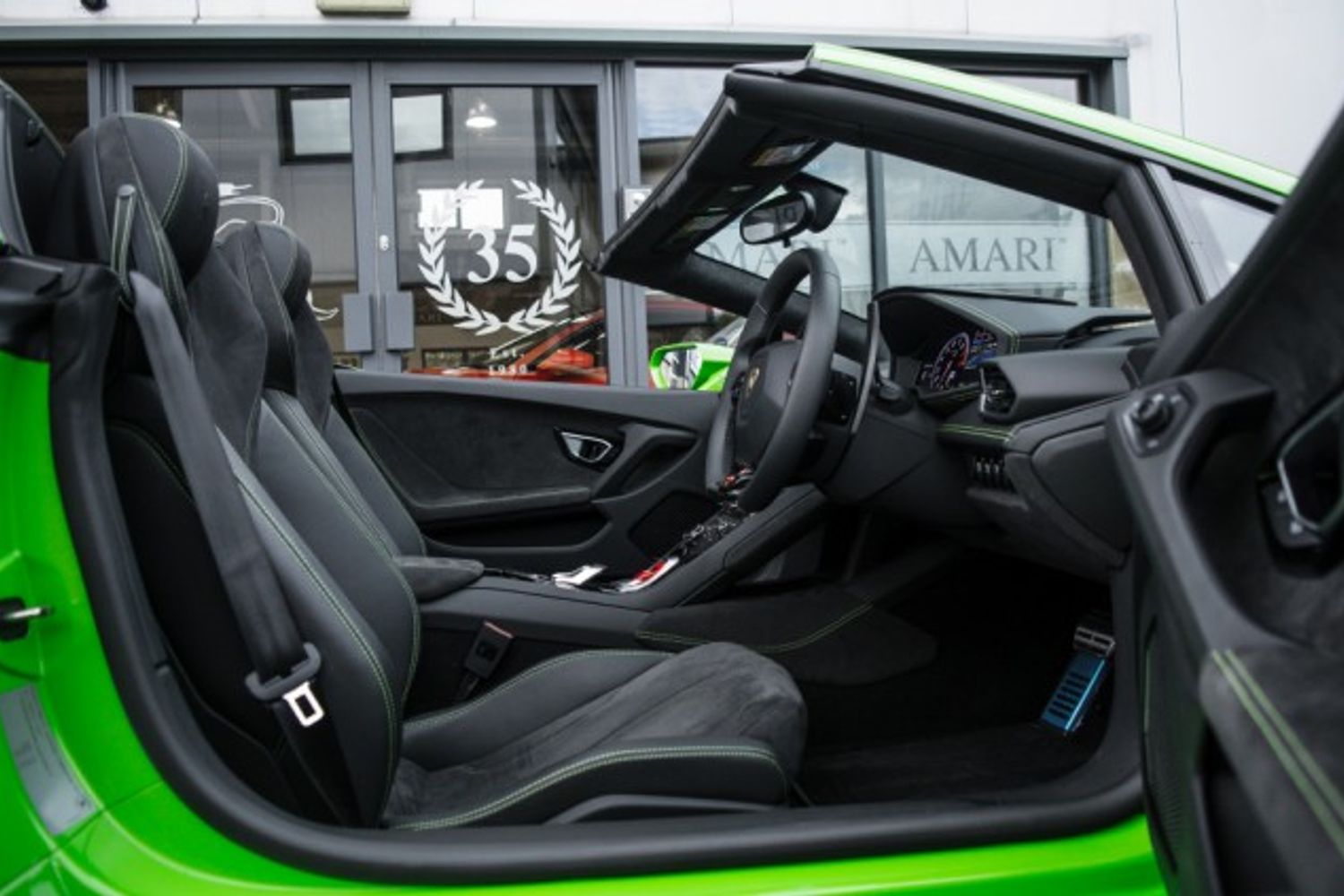 LAMBORGHINI HURACAN CONVERTIBLE 5.2 LP 610-4 SPYDER 2DR SEMI AUTOMATIC