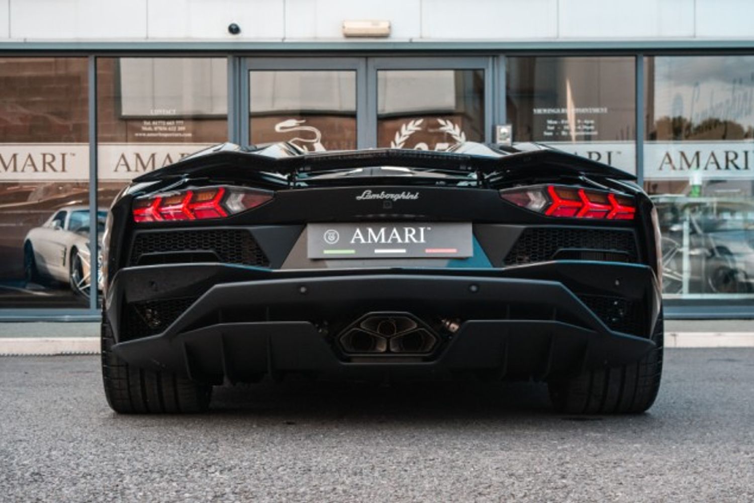 LAMBORGHINI AVENTADOR CONVERTIBLE 6.5 LP 740-4 S ROADSTER 2DR SEMI AUTOMATIC