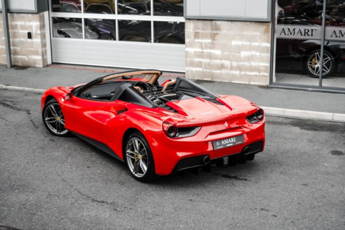 FERRARI 488 CONVERTIBLE 3.9 SPIDER 2DR SEMI AUTOMATIC