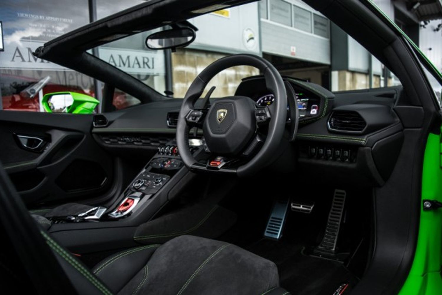 LAMBORGHINI HURACAN CONVERTIBLE 5.2 LP 610-4 SPYDER 2DR SEMI AUTOMATIC