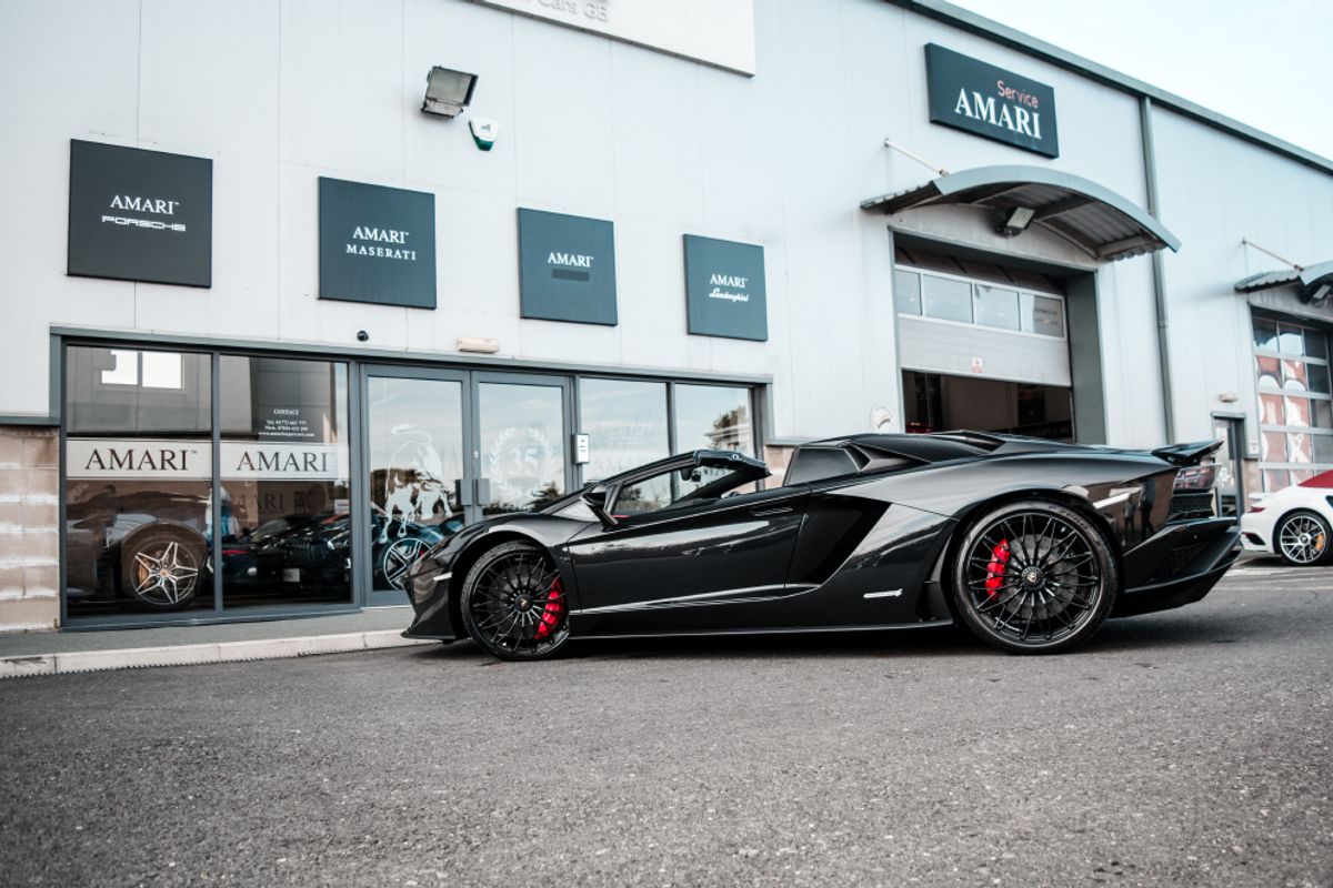 LAMBORGHINI AVENTADOR CONVERTIBLE 6.5 LP 740-4 S ROADSTER 2DR SEMI AUTOMATIC