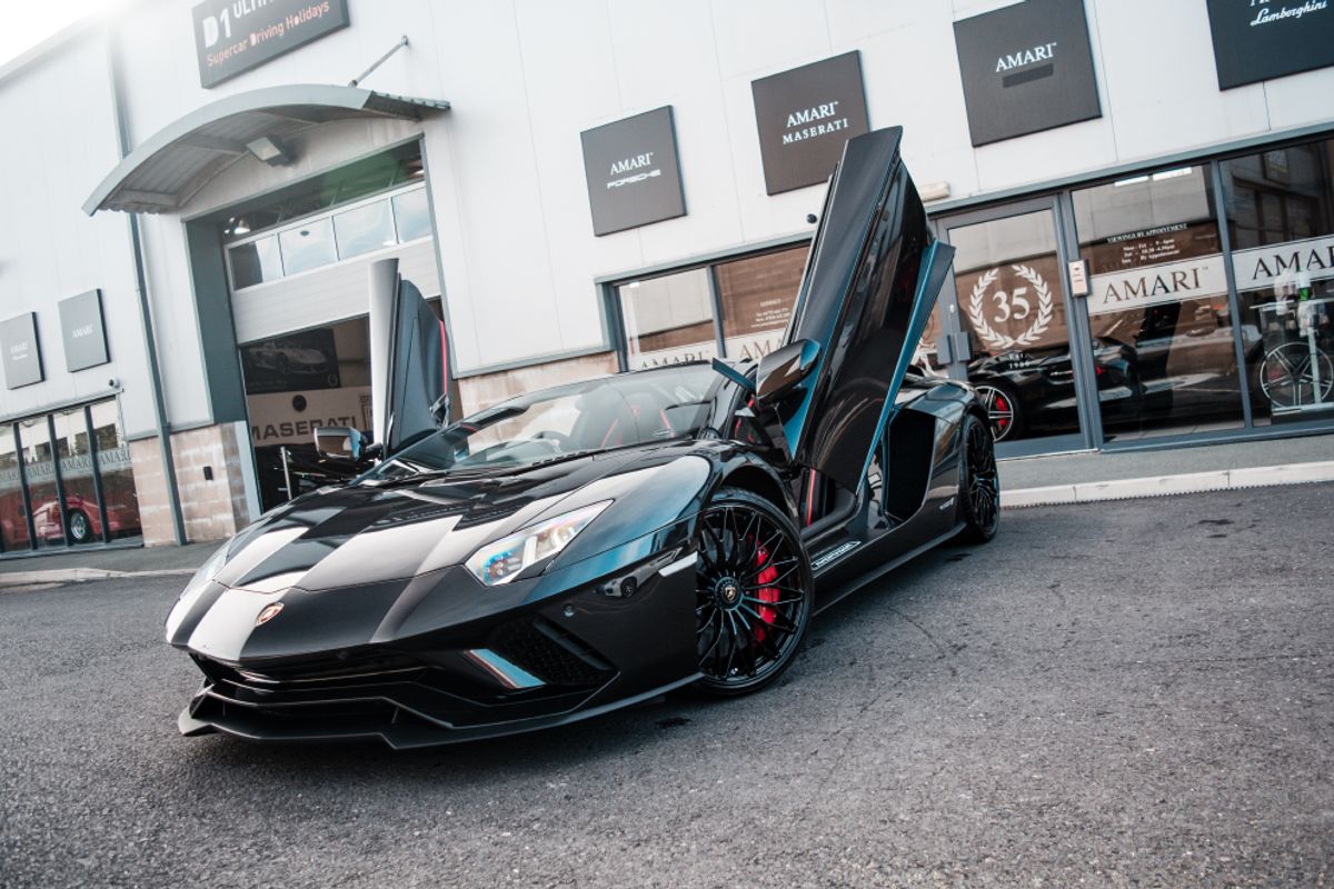 LAMBORGHINI AVENTADOR CONVERTIBLE 6.5 LP 740-4 S ROADSTER 2DR SEMI AUTOMATIC