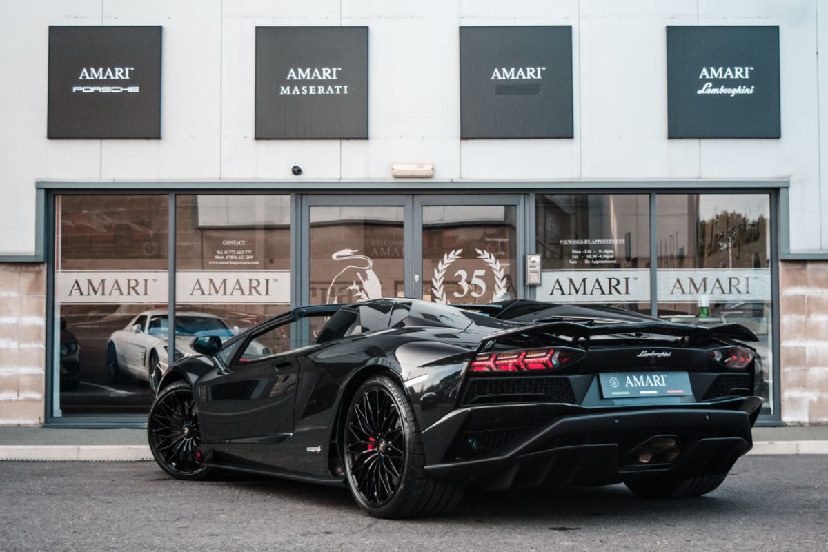 LAMBORGHINI AVENTADOR CONVERTIBLE 6.5 LP 740-4 S ROADSTER 2DR SEMI AUTOMATIC