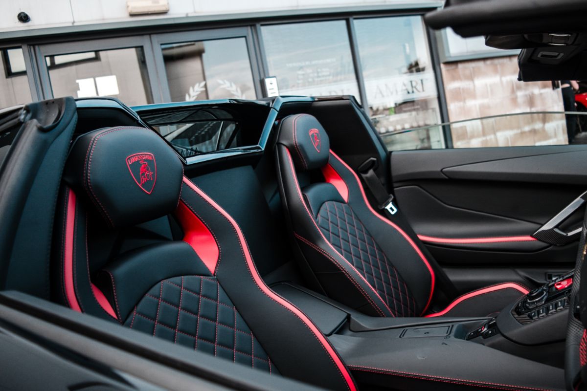 LAMBORGHINI AVENTADOR CONVERTIBLE 6.5 LP 740-4 S ROADSTER 2DR SEMI AUTOMATIC