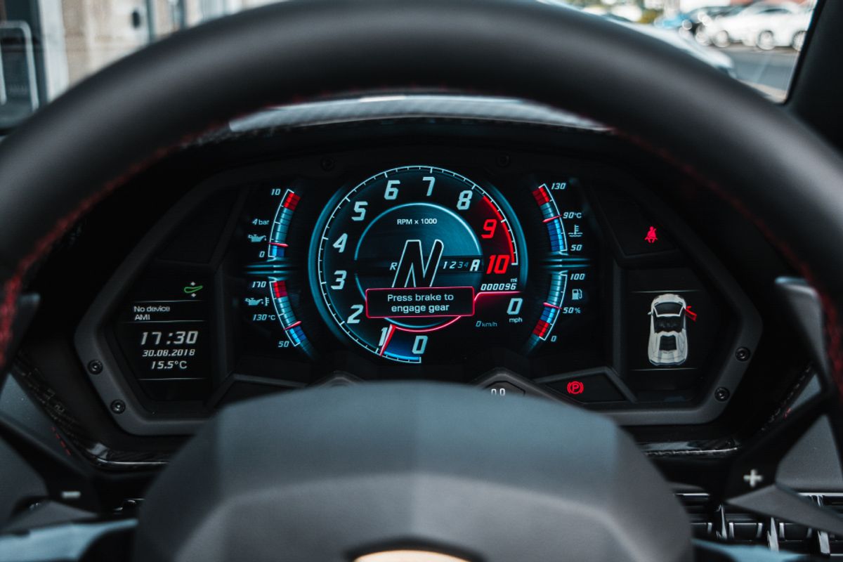 LAMBORGHINI AVENTADOR CONVERTIBLE 6.5 LP 740-4 S ROADSTER 2DR SEMI AUTOMATIC