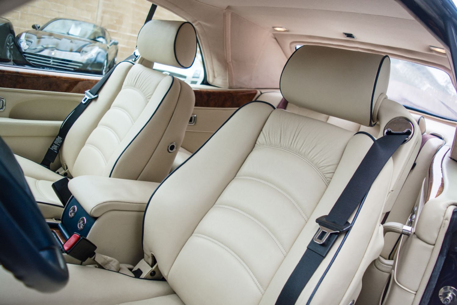 BENTLEY AZURE CONVERTIBLE 6.8 AUTO 2DR AUTOMATIC