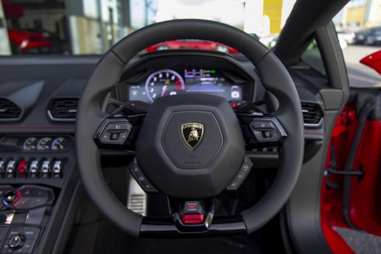 LAMBORGHINI HURACAN CONVERTIBLE 5.2 LP 610-4 SPYDER 2DR SEMI AUTOMATIC