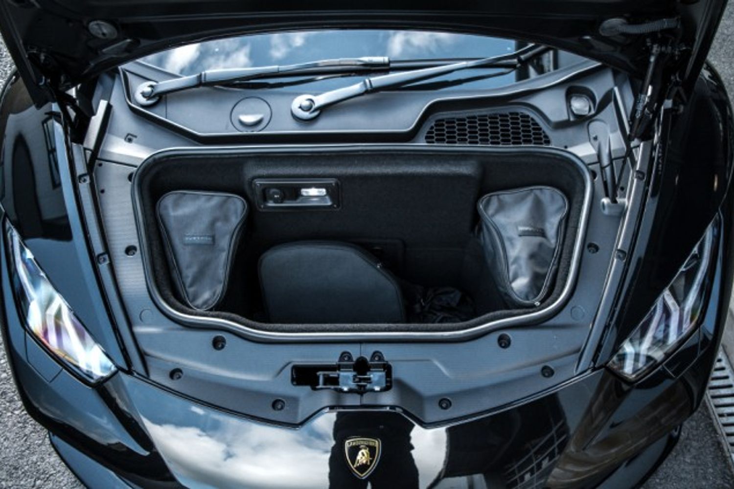 LAMBORGHINI HURACAN CONVERTIBLE 5.2 LP 610-4 SPYDER 2DR SEMI AUTOMATIC