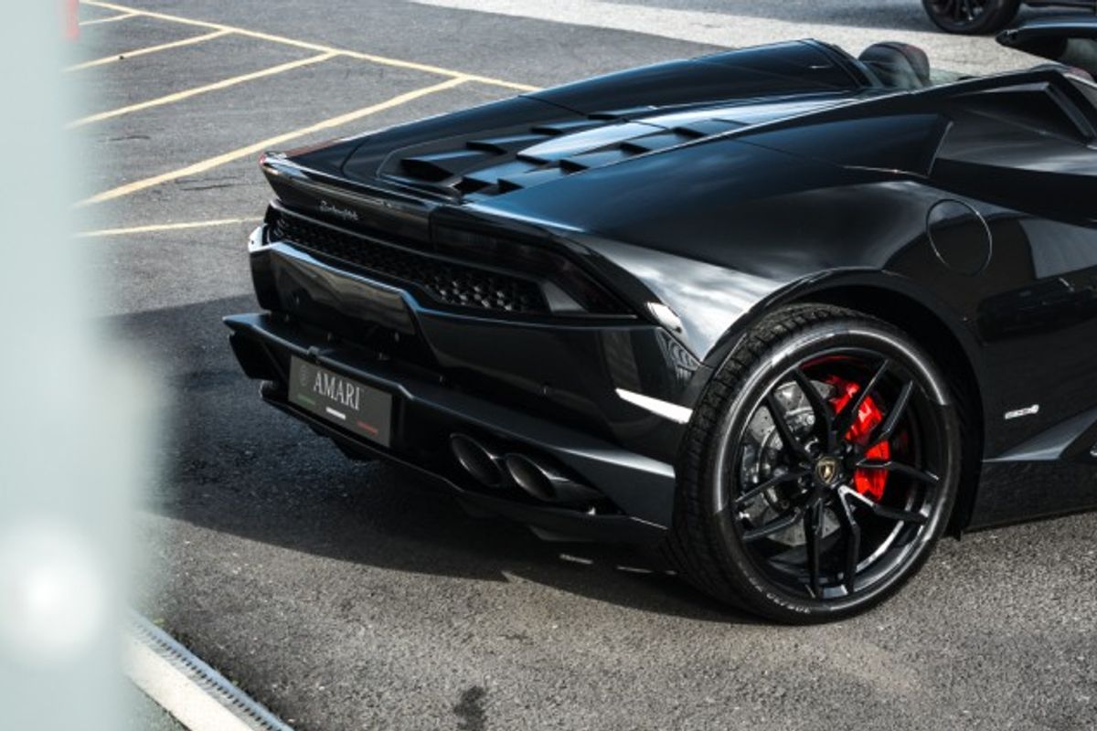 LAMBORGHINI HURACAN CONVERTIBLE 5.2 LP 610-4 SPYDER 2DR SEMI AUTOMATIC