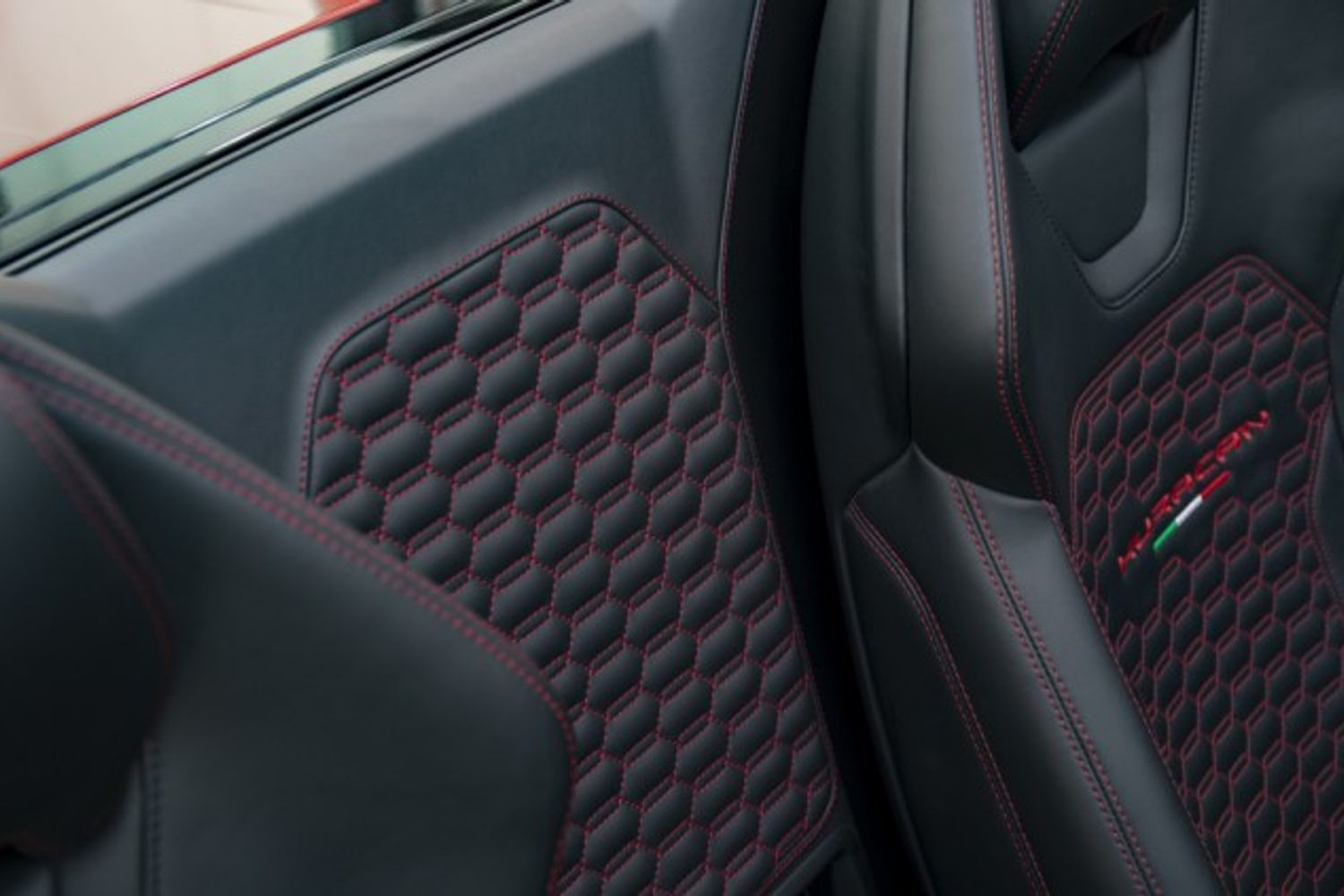 LAMBORGHINI HURACAN CONVERTIBLE 5.2 LP 610-4 SPYDER 2DR SEMI AUTOMATIC