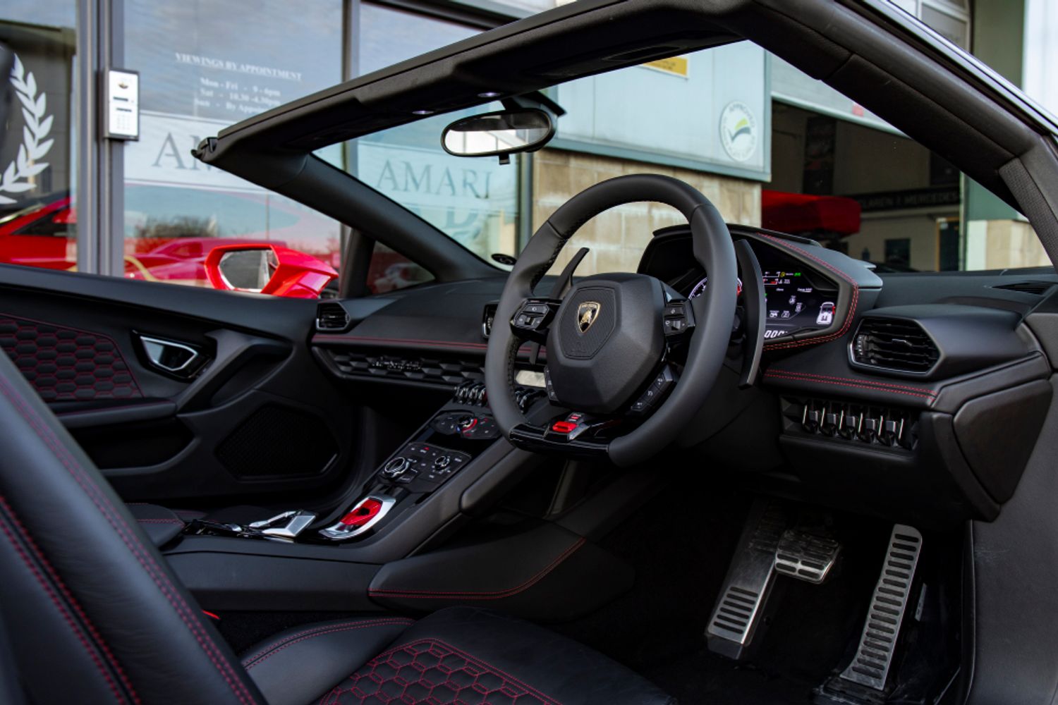 LAMBORGHINI HURACAN CONVERTIBLE 5.2 LP 610-4 SPYDER 2DR SEMI AUTOMATIC