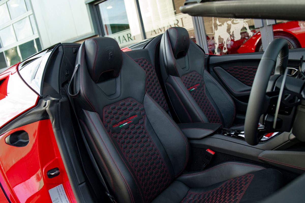 LAMBORGHINI HURACAN CONVERTIBLE 5.2 LP 610-4 SPYDER 2DR SEMI AUTOMATIC