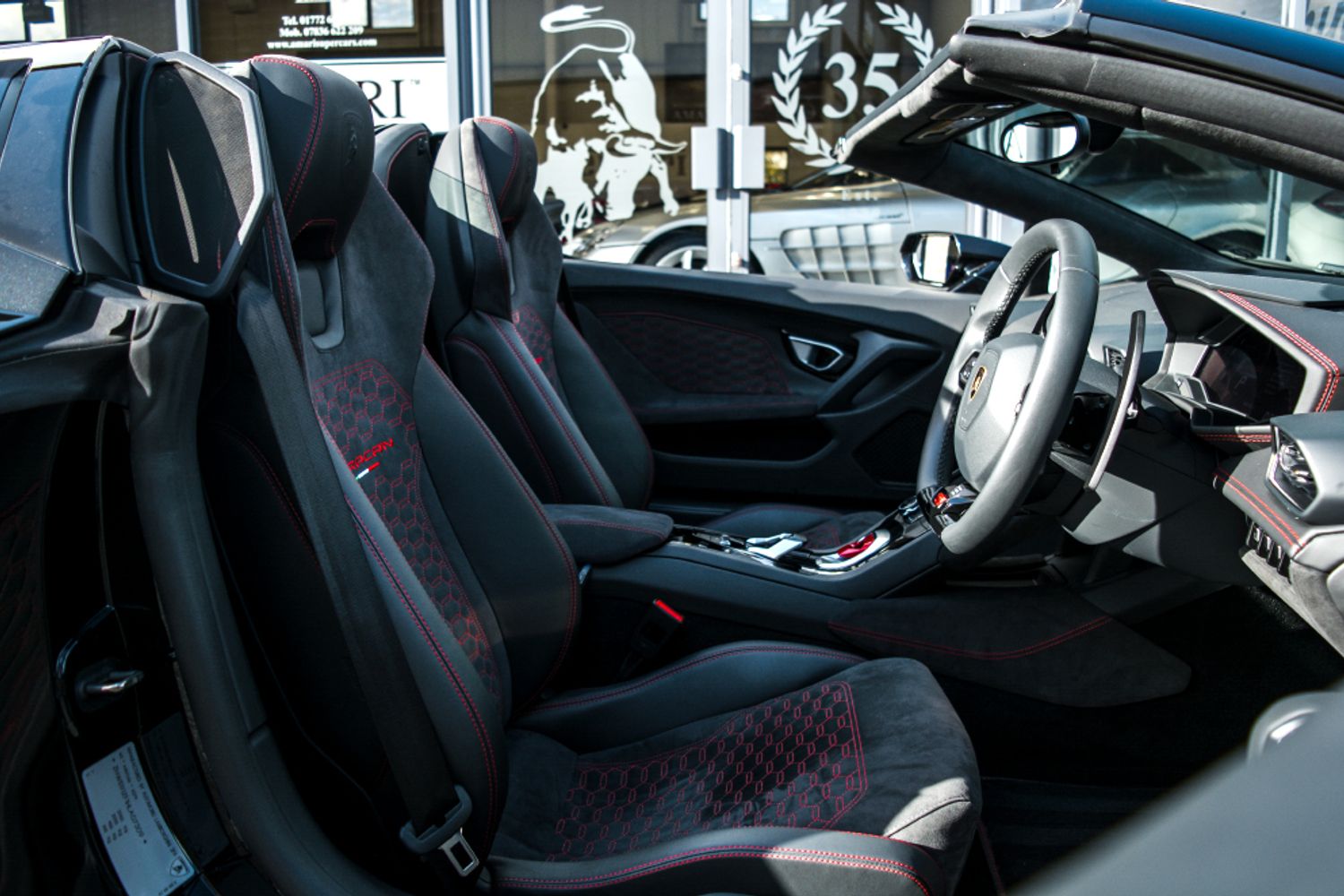 LAMBORGHINI HURACAN CONVERTIBLE 5.2 LP 610-4 SPYDER 2DR SEMI AUTOMATIC