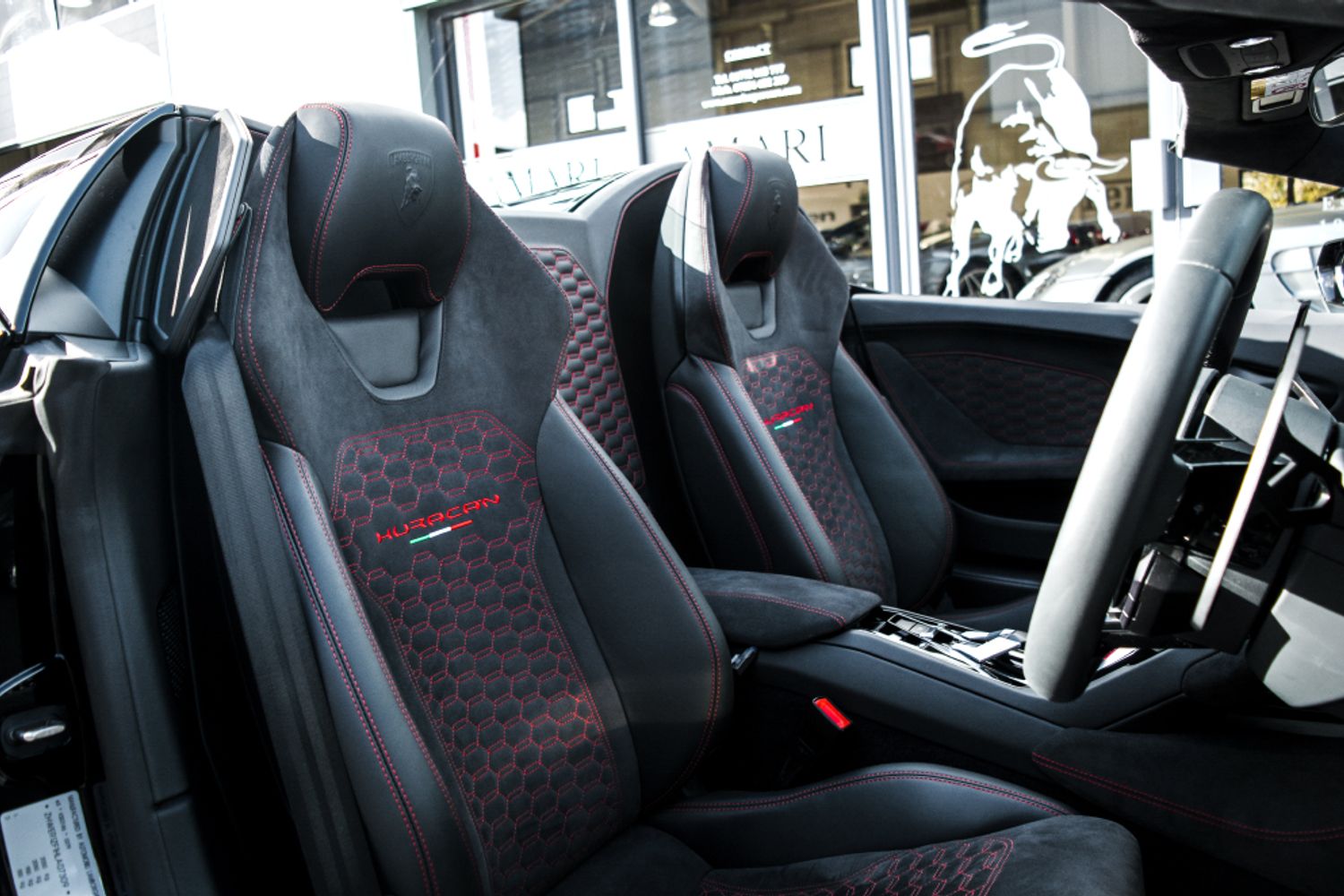 LAMBORGHINI HURACAN CONVERTIBLE 5.2 LP 610-4 SPYDER 2DR SEMI AUTOMATIC