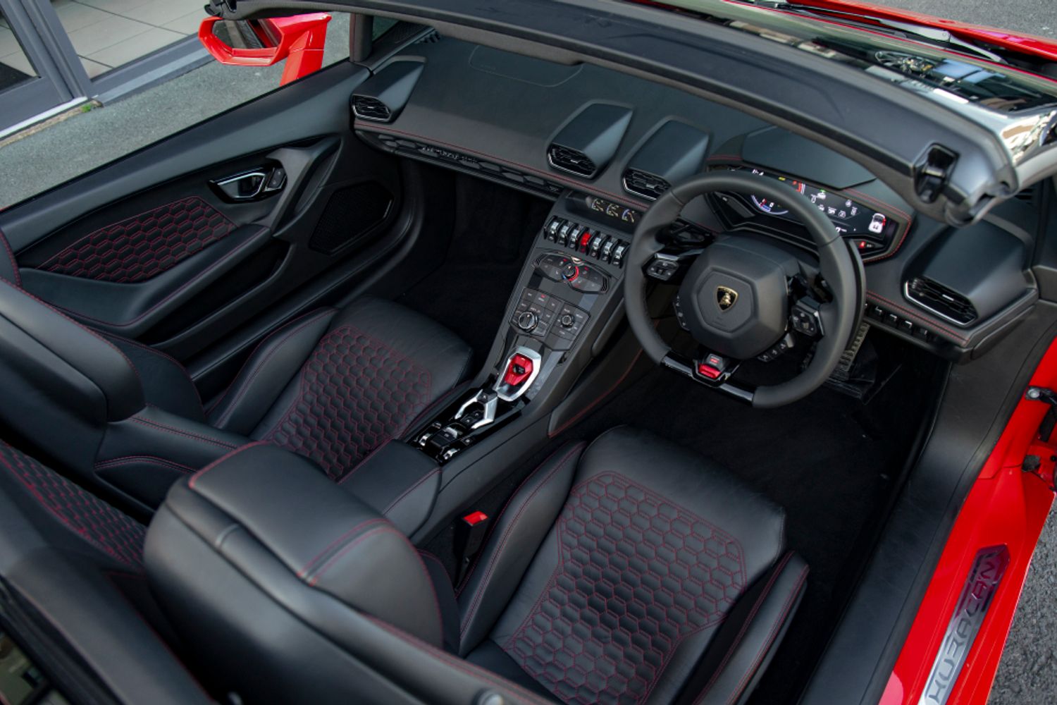 LAMBORGHINI HURACAN CONVERTIBLE 5.2 LP 610-4 SPYDER 2DR SEMI AUTOMATIC