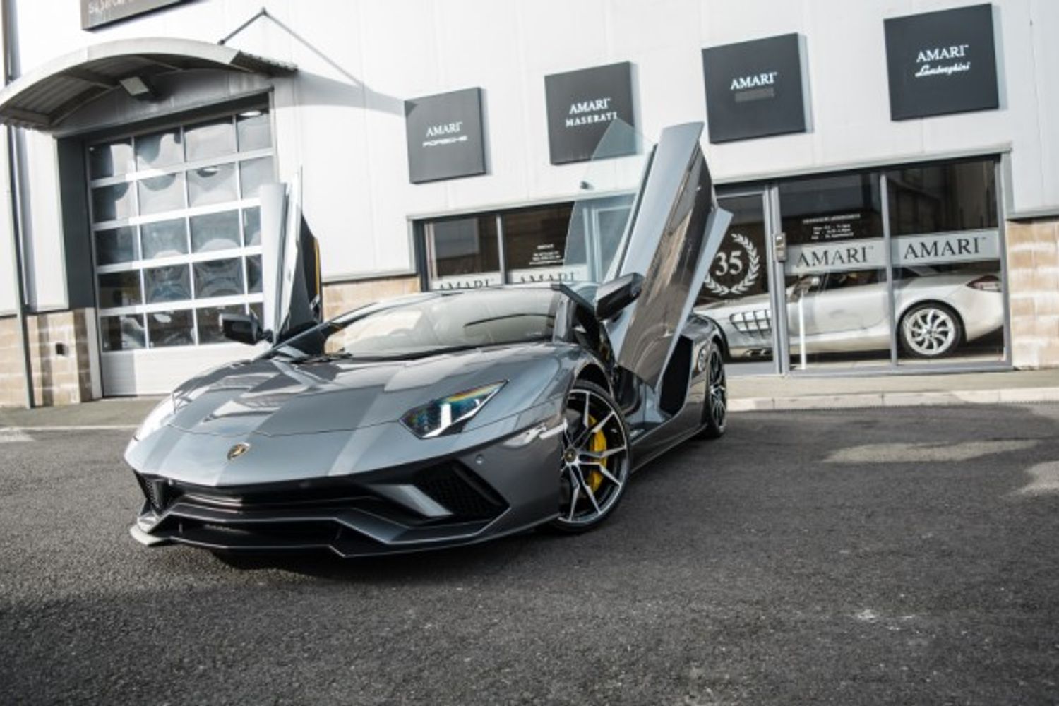 LAMBORGHINI AVENTADOR 6.5 LP 740-4 S 2DR SEMI AUTOMATIC