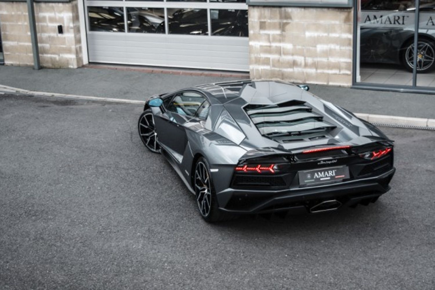 LAMBORGHINI AVENTADOR 6.5 LP 740-4 S 2DR SEMI AUTOMATIC