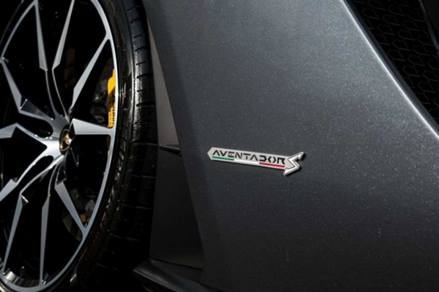 LAMBORGHINI AVENTADOR 6.5 LP 740-4 S 2DR SEMI AUTOMATIC