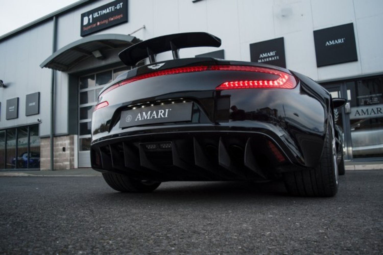 ASTON MARTIN One-77 One-77 - 7.3 Litre V12