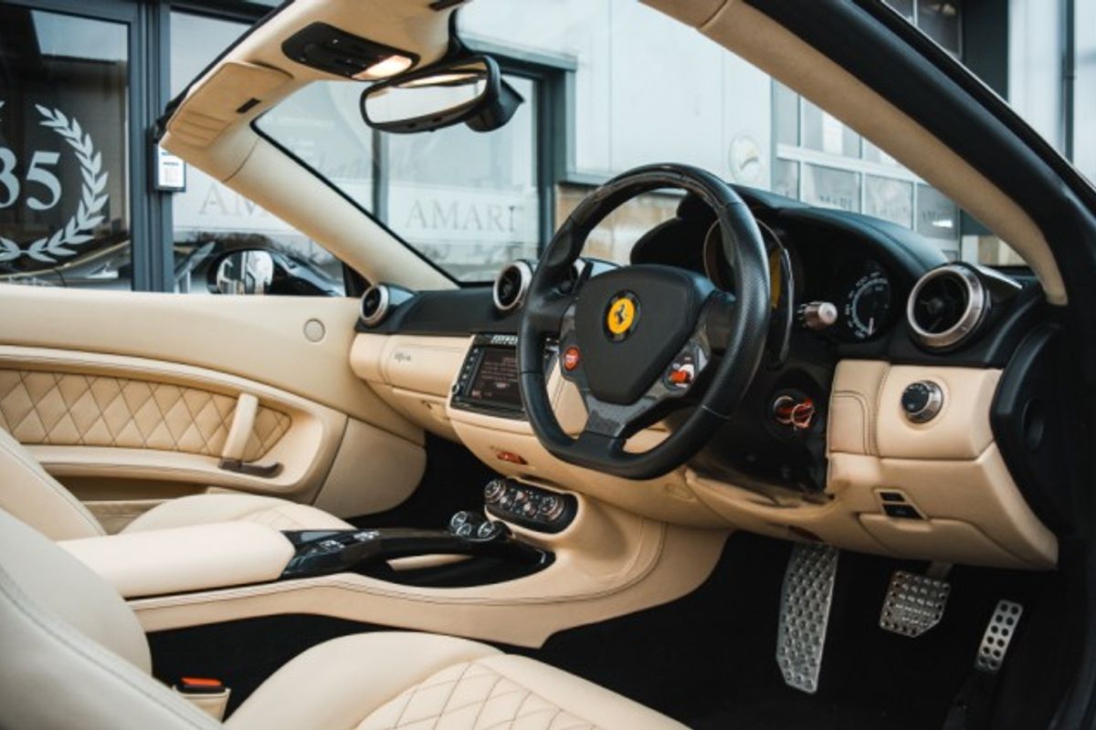FERRARI CALIFORNIA CONVERTIBLE 4.3 2 PLUS 2 2DR SEMI AUTOMATIC