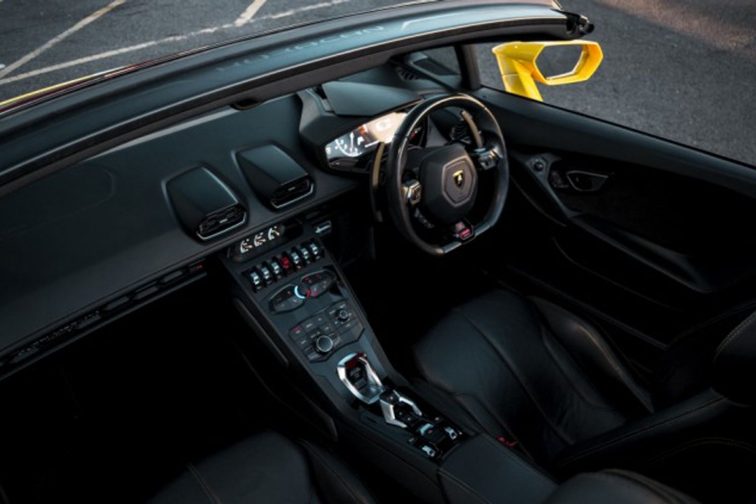 LAMBORGHINI HURACAN CONVERTIBLE 5.2 LP 610-4 SPYDER 2DR SEMI AUTOMATIC