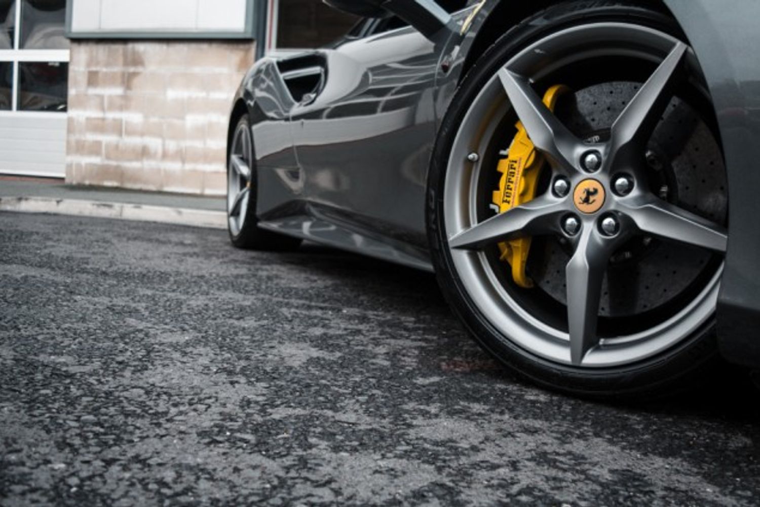 FERRARI 488 COUPE 3.9 GTB 2DR SEMI AUTOMATIC