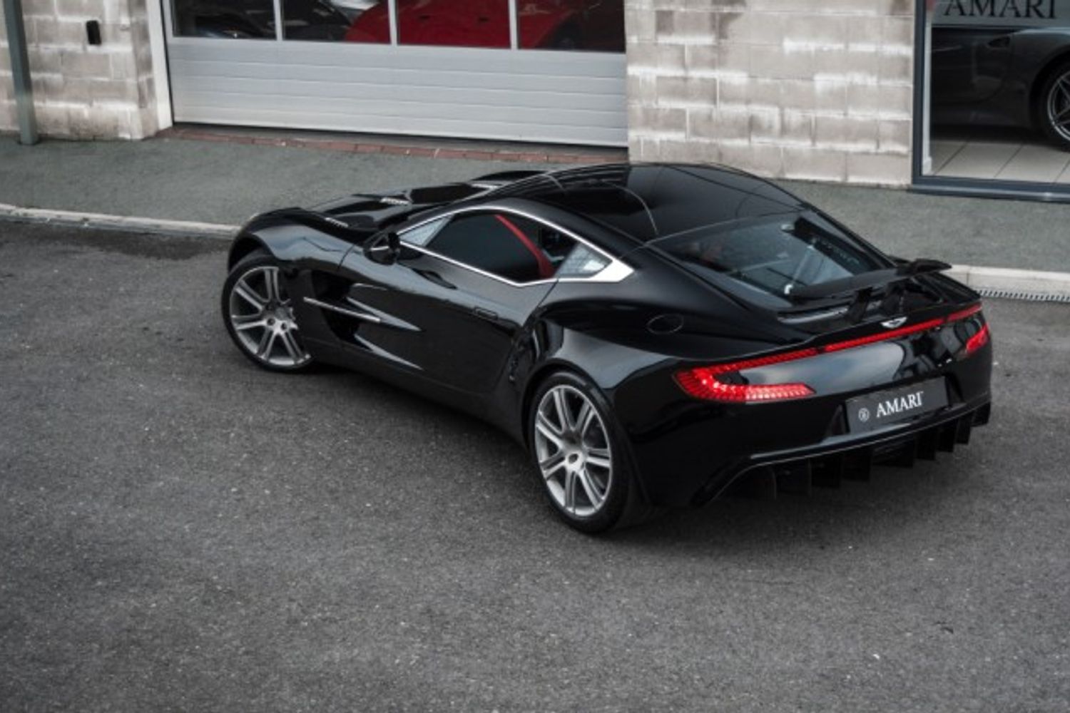ASTON MARTIN One-77 One-77 - 7.3 Litre V12