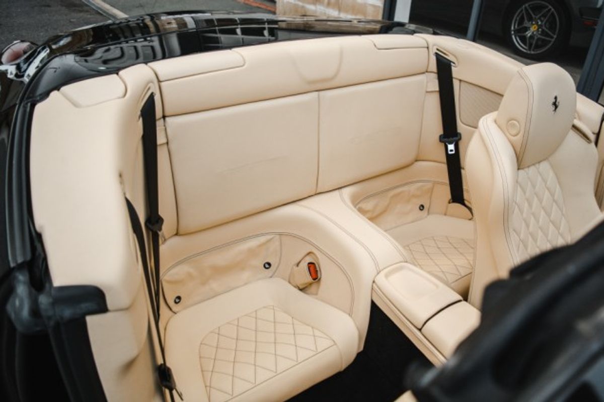FERRARI CALIFORNIA CONVERTIBLE 4.3 2 PLUS 2 2DR SEMI AUTOMATIC