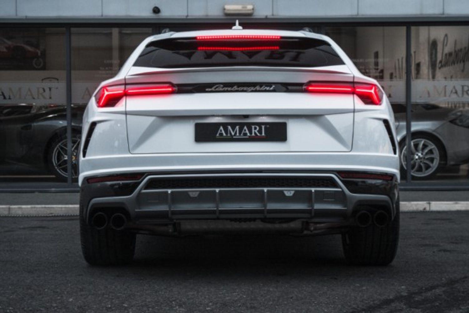 LAMBORGHINI URUS ESTATE 4.0 V8 5DR AUTOMATIC