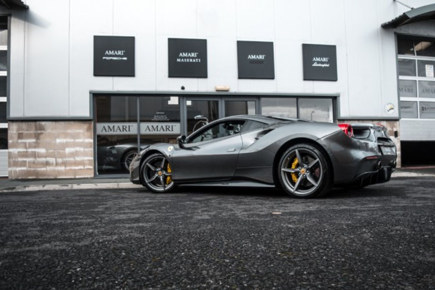 FERRARI 488 COUPE 3.9 GTB 2DR SEMI AUTOMATIC
