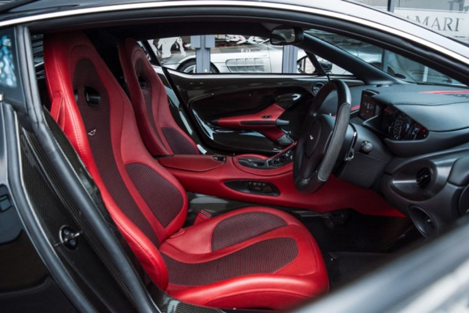 ASTON MARTIN One-77 One-77 - 7.3 Litre V12