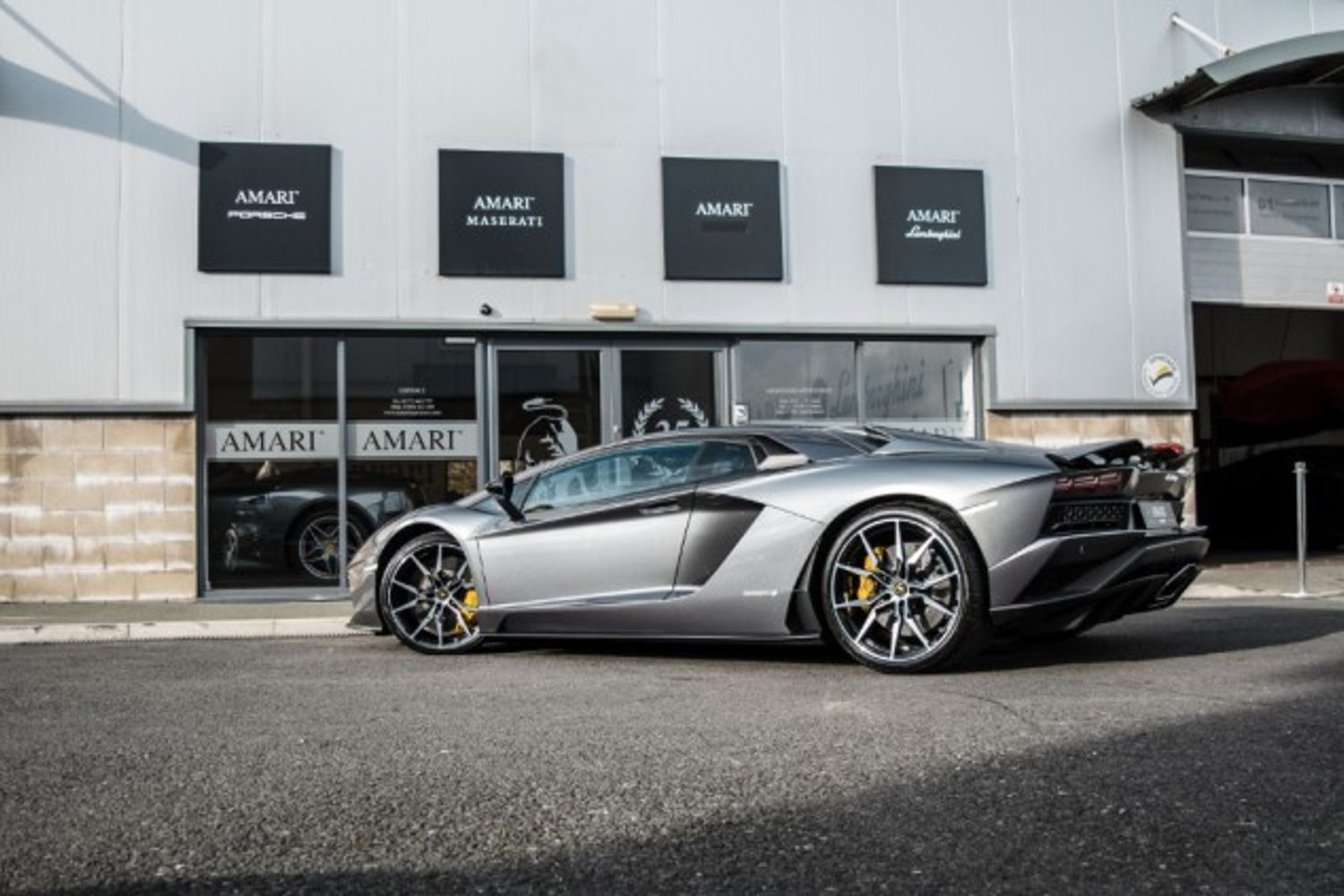 LAMBORGHINI AVENTADOR 6.5 LP 740-4 S 2DR SEMI AUTOMATIC
