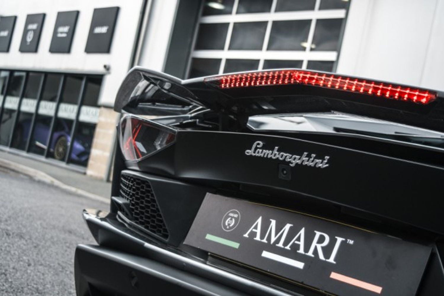 LAMBORGHINI AVENTADOR 6.5 LP 740-4 S 2DR SEMI AUTOMATIC