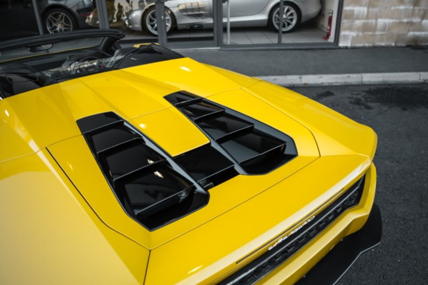 LAMBORGHINI HURACAN CONVERTIBLE 5.2 LP 610-4 SPYDER 2DR SEMI AUTOMATIC