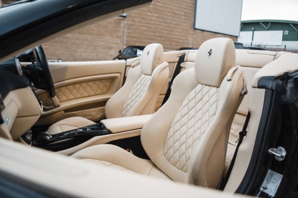 FERRARI CALIFORNIA CONVERTIBLE 4.3 2 PLUS 2 2DR SEMI AUTOMATIC