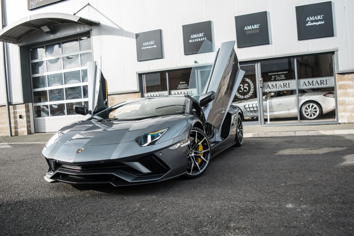 LAMBORGHINI AVENTADOR 6.5 LP 740-4 S 2DR SEMI AUTOMATIC