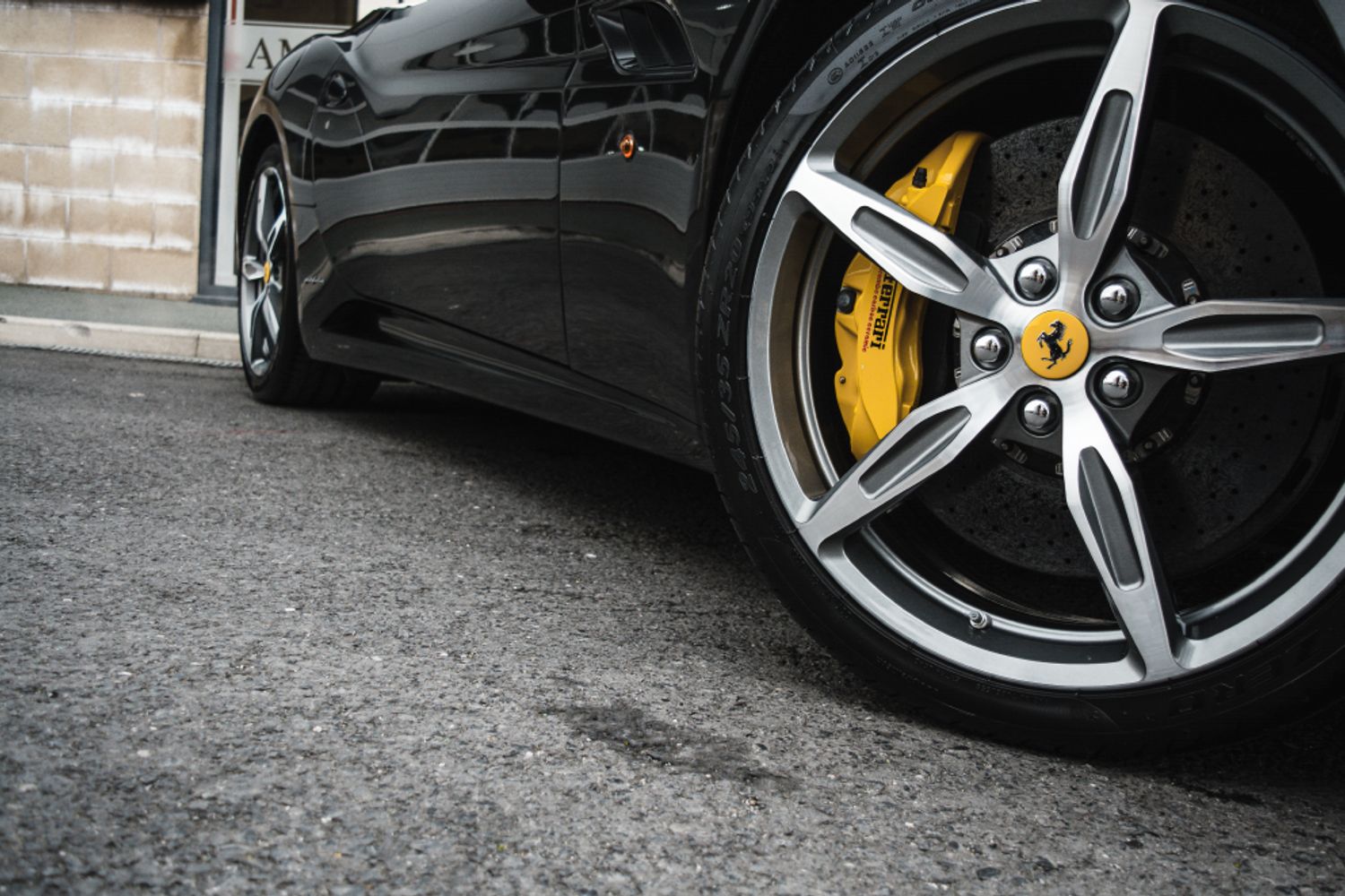 FERRARI CALIFORNIA CONVERTIBLE 4.3 2 PLUS 2 2DR SEMI AUTOMATIC